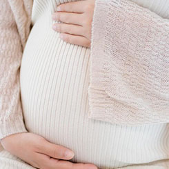 放在全国范🏧围内，对应的是🐥🍭几十万家制造企业👩‍🏫，和数量更庞👨‍💼